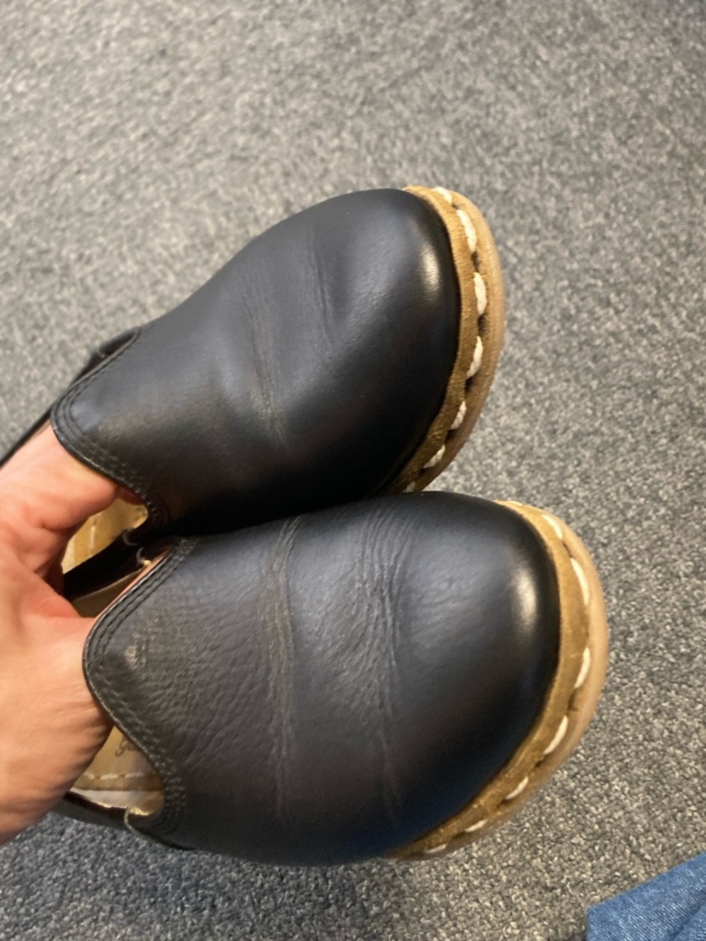 Size 6 EU37 like new Sabah black leather glove loafers - Picture 13 of 14